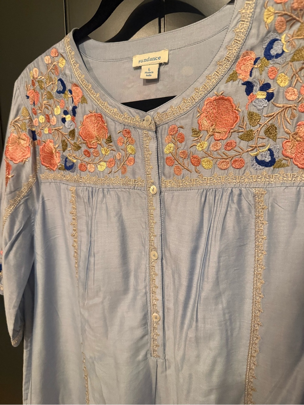 🪷 Sundance Women’s Silk-Blend Light Blue Embroidered Floral Peasant Top - Picture 7 of 13